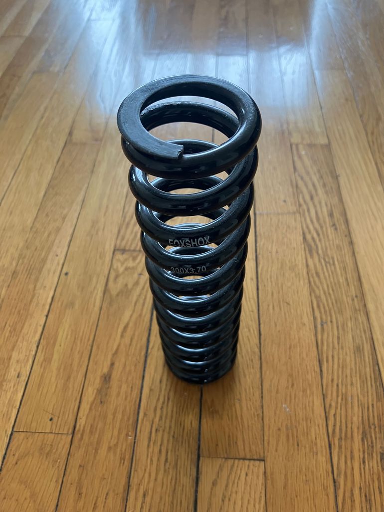 Used Fox 300 x 3.7 Coil Shock bike — image 3 of 3