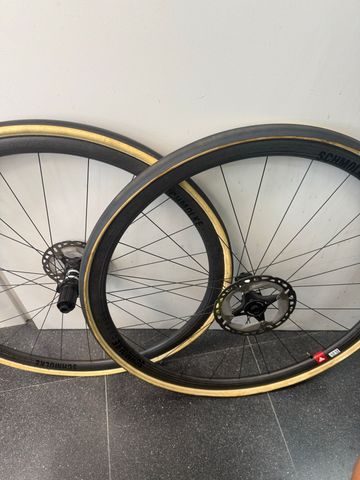 Schmolke Carbon Carbon 30mm Tubular 2024 Wheels usato