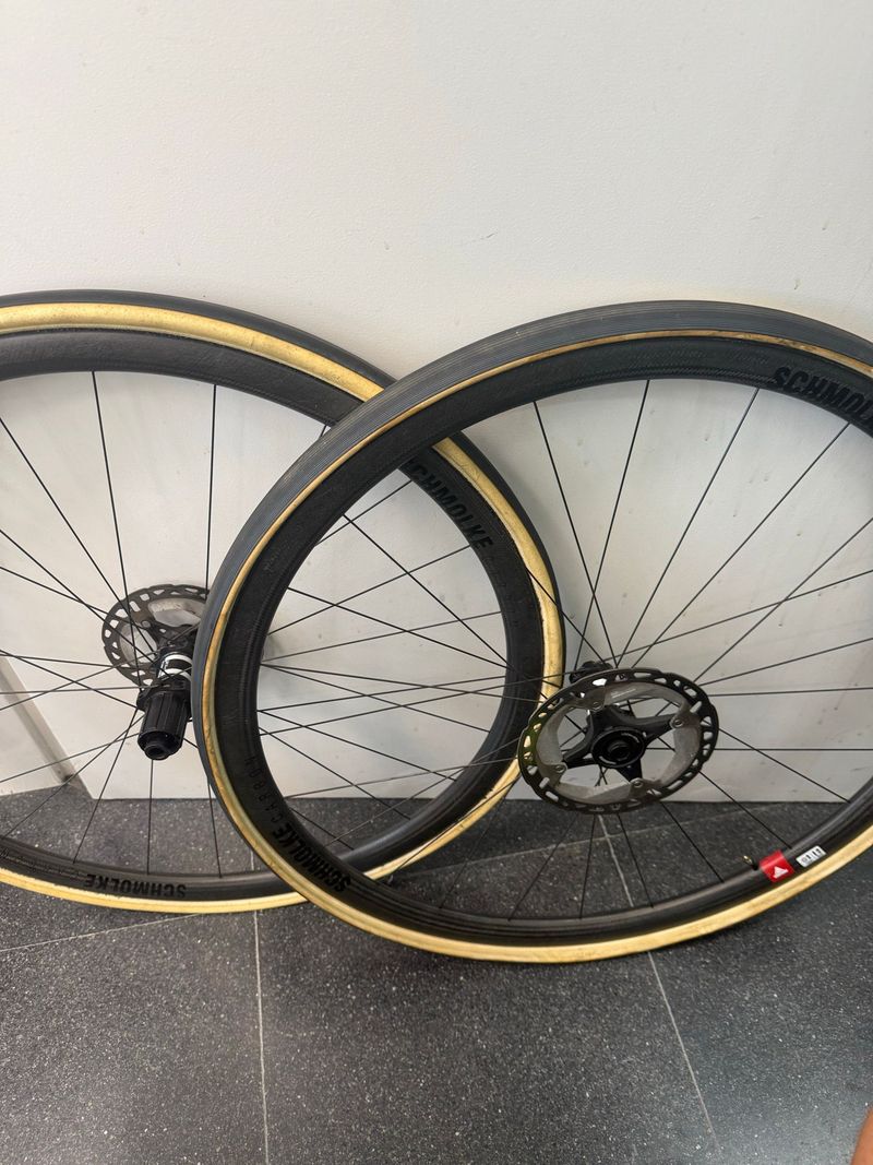 Käytetty Schmolke Carbon Carbon 30mm Tubular 2024 Wheels