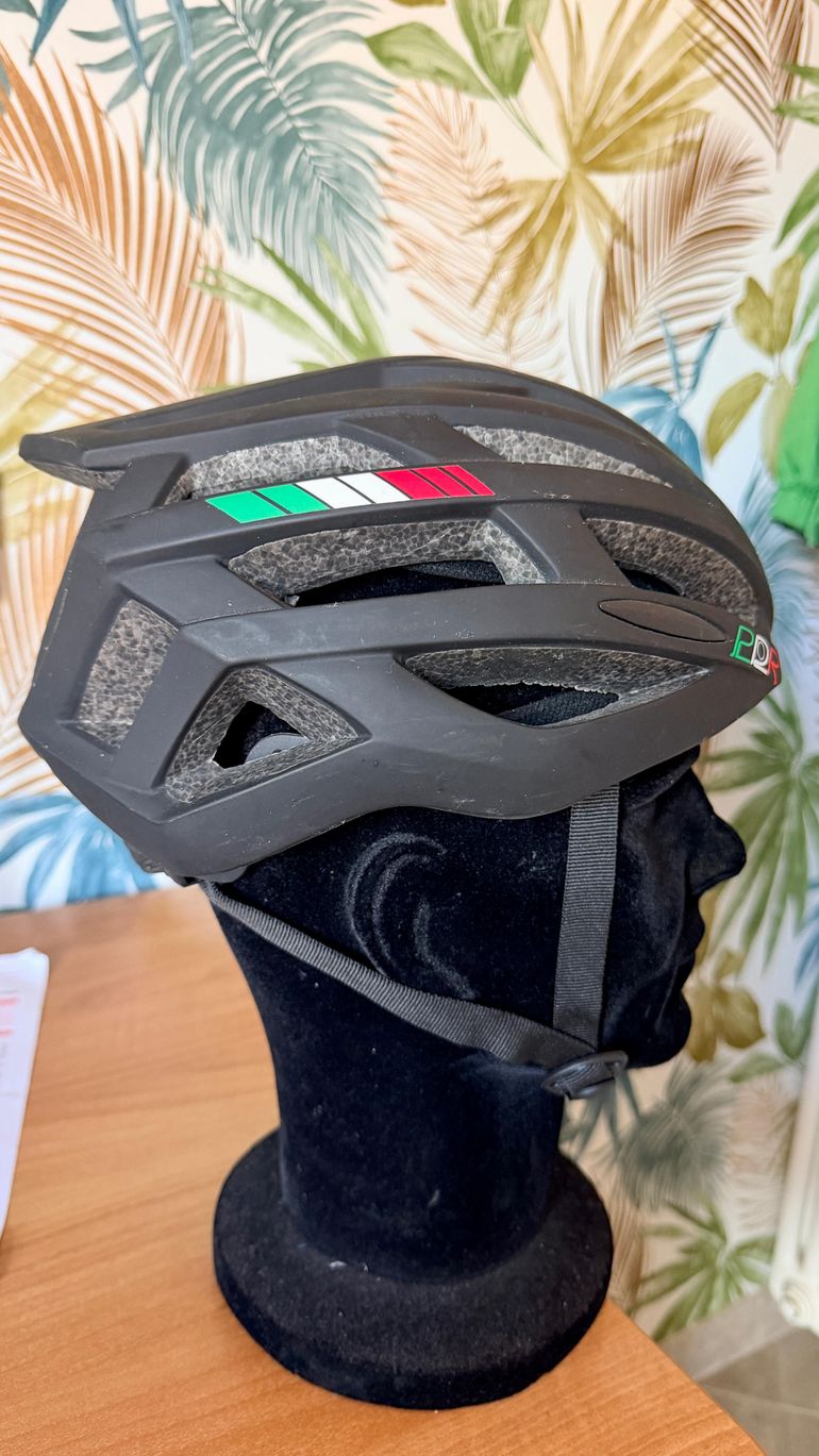 Used pdr Casco con Luce 2026 bike — image 2 of 7