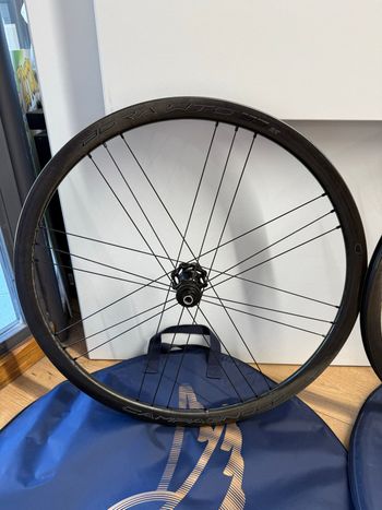 Used Campagnolo Bora WTO 33 Wheelset 2022 bike — image 5 of 10