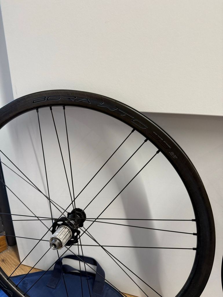Used Campagnolo Bora WTO 33 Wheelset 2022 bike — image 4 of 10