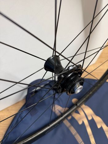 Used Campagnolo Bora WTO 33 Wheelset 2022 bike — image 8 of 10