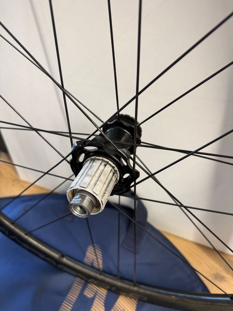 Used Campagnolo Bora WTO 33 Wheelset 2022 bike — image 7 of 10