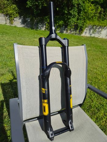 Used Öhlins RXF36 M.2 Air 29" 150mm bike