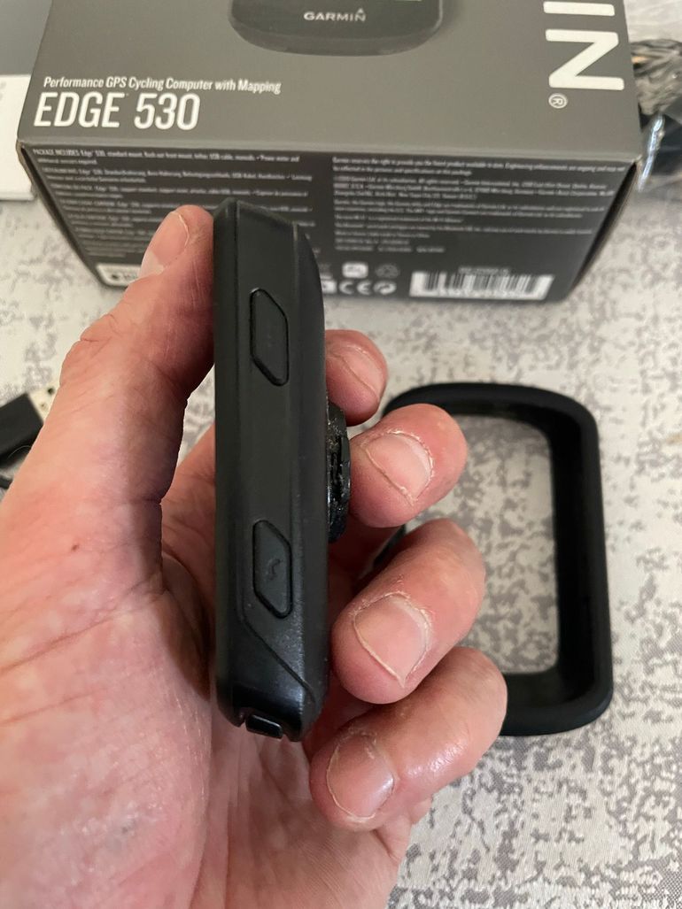 Used Garmin Edge 530 GPS Cycling Computer bike — image 5 of 6