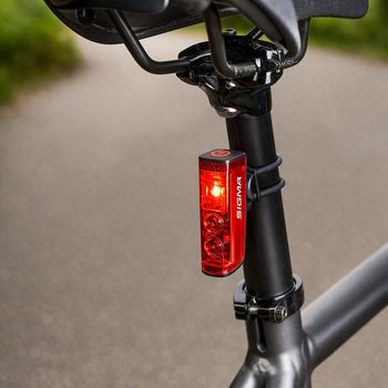 Used Sigma Blaze Flash Farolim Traseiro Automático bike — image 4 of 9