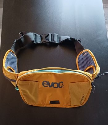 Used EVOC hip pack 1L bike