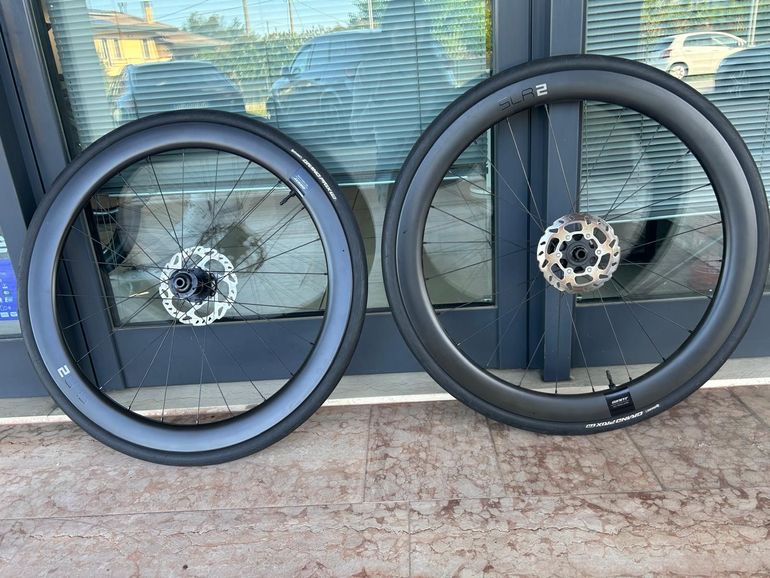 Used Giant SLR 2 36 Disc WheelSystem 2024 bike — image 1 of 12