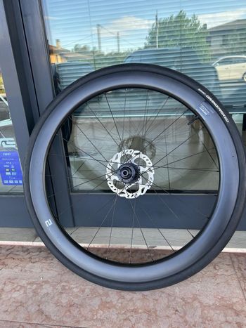 Used Giant SLR 2 36 Disc WheelSystem 2024 bike — image 7 of 12