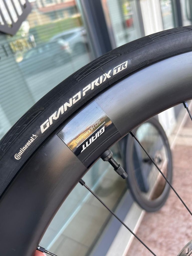 Used Giant SLR 2 36 Disc WheelSystem 2024 bike — image 10 of 12