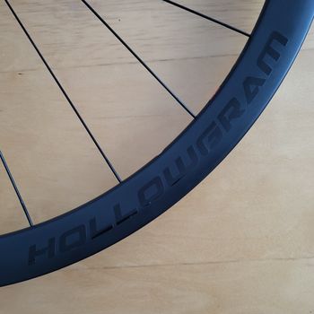 Used Cannondale Hollowgram 35 Carbon Tubeless 700c Wheelset 2025 bike — image 2 of 6