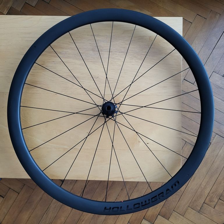 Used Cannondale Hollowgram 35 Carbon Tubeless 700c Wheelset 2025 bike — image 4 of 6