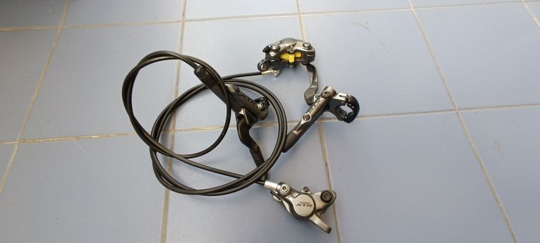 Used Shimano XTR BL-M9000 Brake Lever bike — image 1 of 2