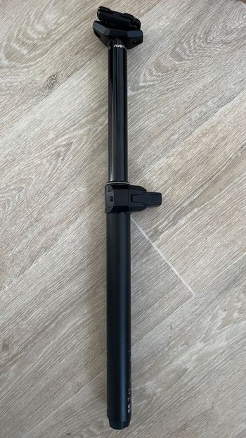 Used RockShox Reverb AXS B1 2025 bike — image 6 of 13
