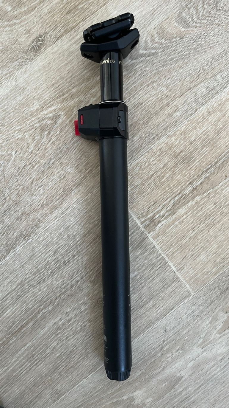 Used RockShox Reverb AXS B1 2025 bike — image 4 of 13