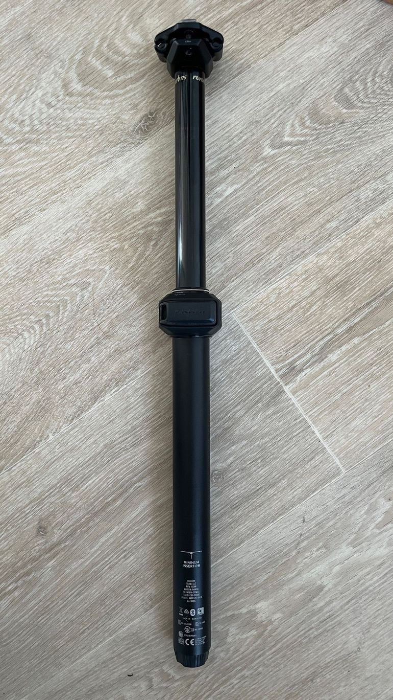 Used RockShox Reverb AXS B1 2025 bike — image 7 of 13