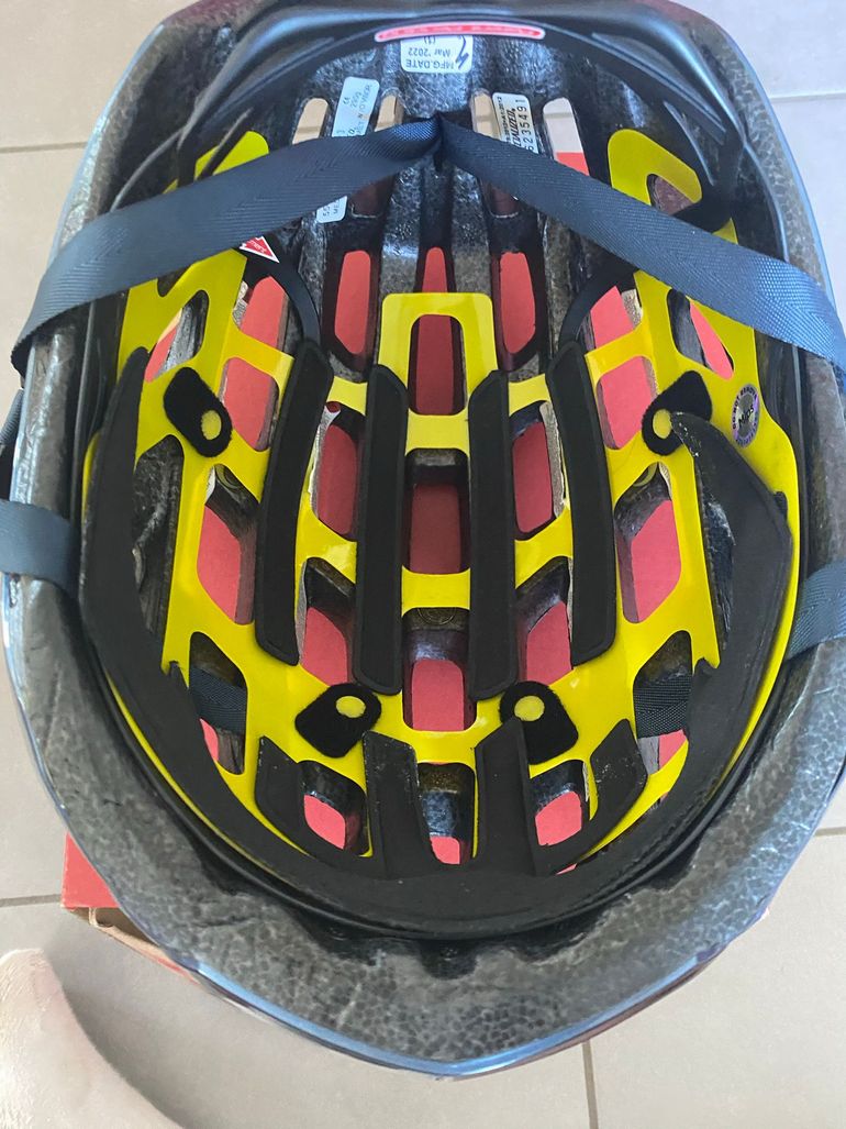 Used Specialized Propero 3 Helmet 2024 bike — image 4 of 5