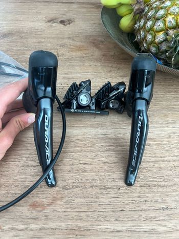 Used Shimano Dura Ace R9270 Brake Set 2026 bike