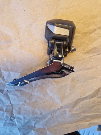Used Shimano Ultegra DI2 11-speed pæn forskifter 2024 bike