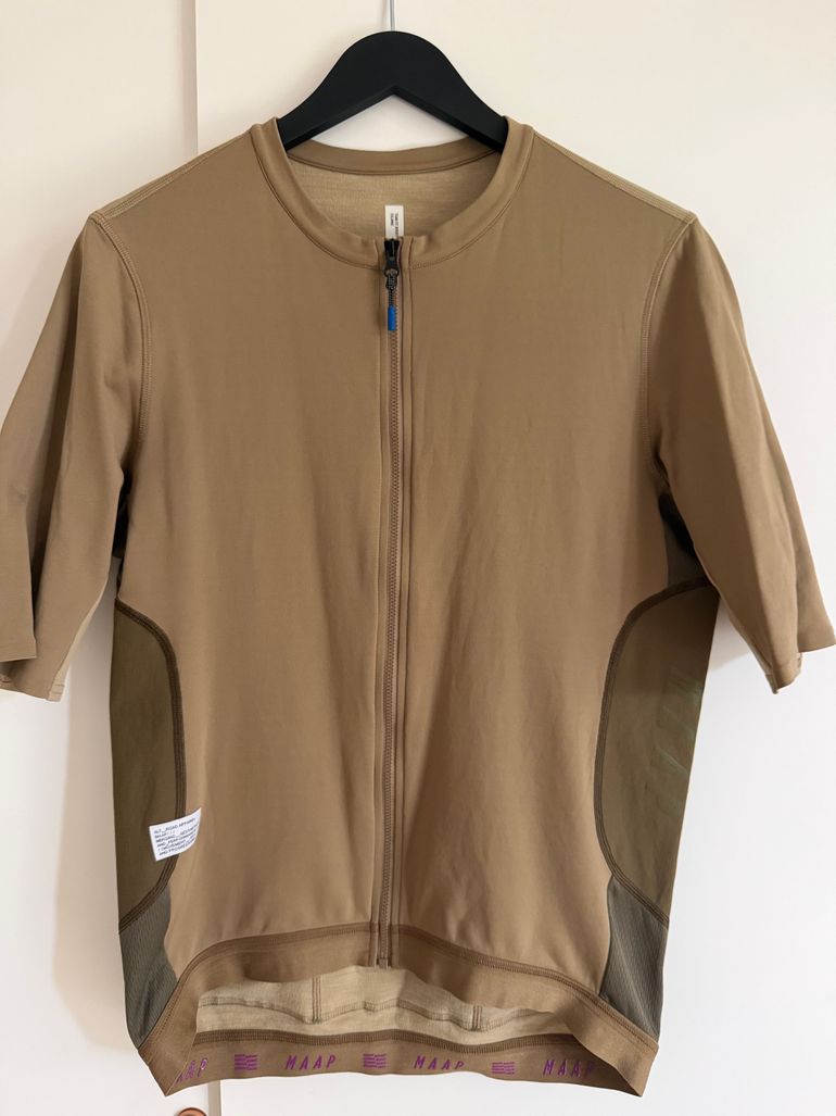 Used MAAP Alt Road Jersey bike — image 1 of 4