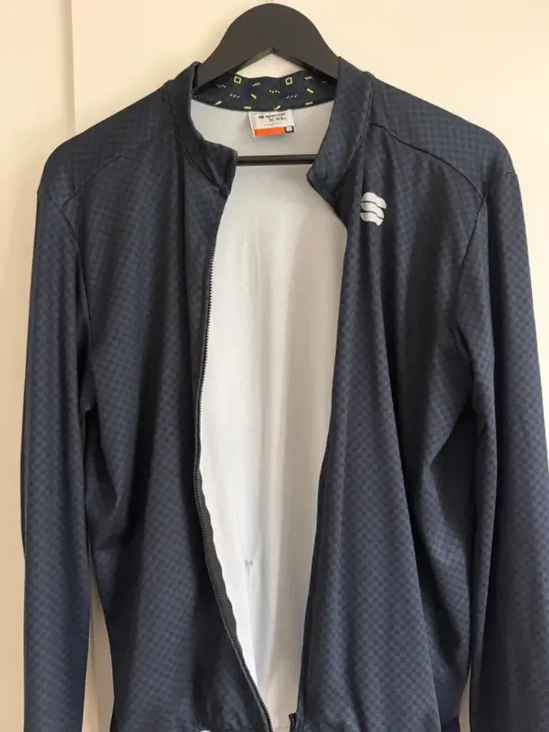 Used Sportful Long Sleeve Jersey bike — image 3 of 3