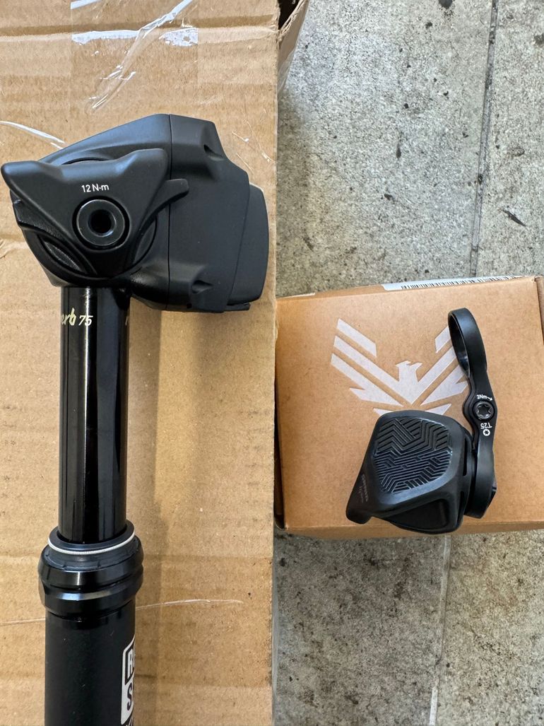 Used RockShox Reverb Axs Wireless bike — image 1 of 4