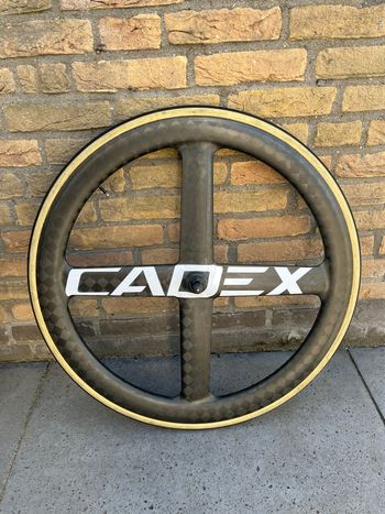 Used Giant Cadex Wheelset bike — image 7 of 10