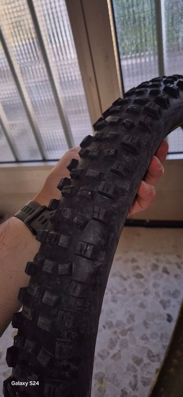 Brugt Schwalbe 29x2.60 Tire bike — billede 1 af 4