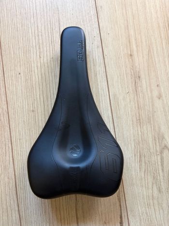 Used Sq Lab 611 Ergowave CrMo Saddle 2025 bike