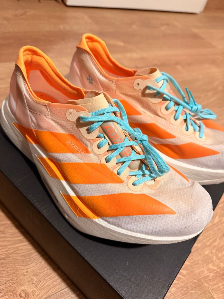 Used Adidas Adizero Adios Pro 4 2025 bike — image 2 of 8