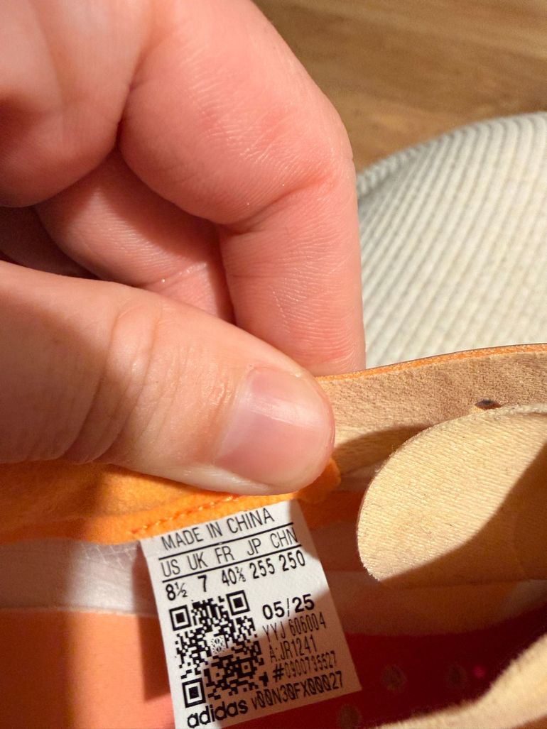 Used Adidas Adizero Adios Pro 4 2025 bike — image 6 of 8