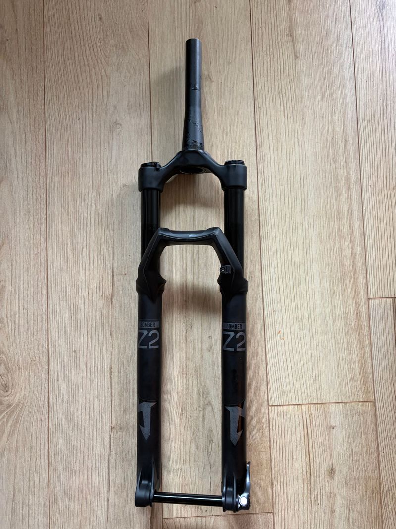 Used Marzocchi Bomber Z2 140mm RAIL Fork 2025 Fork