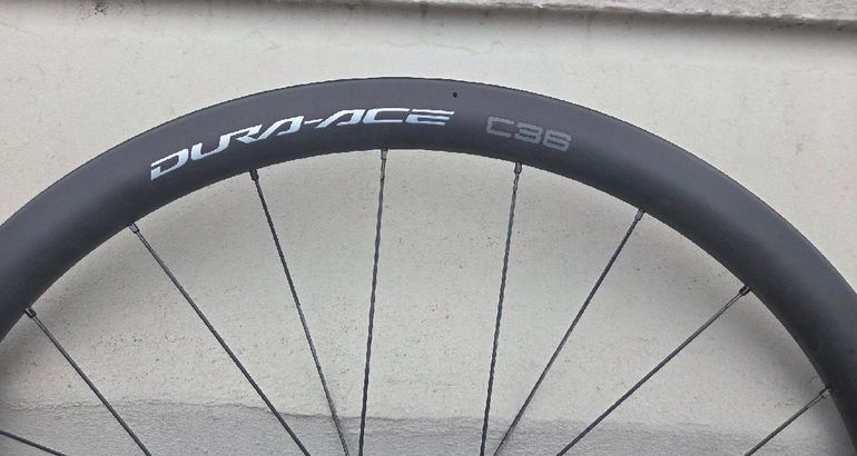 Used Shimano DURA-ACE C36 Tubeless bike — image 1 of 4