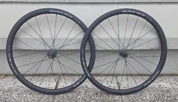 Used Shimano DURA-ACE C36 Tubeless bike — image 2 of 4