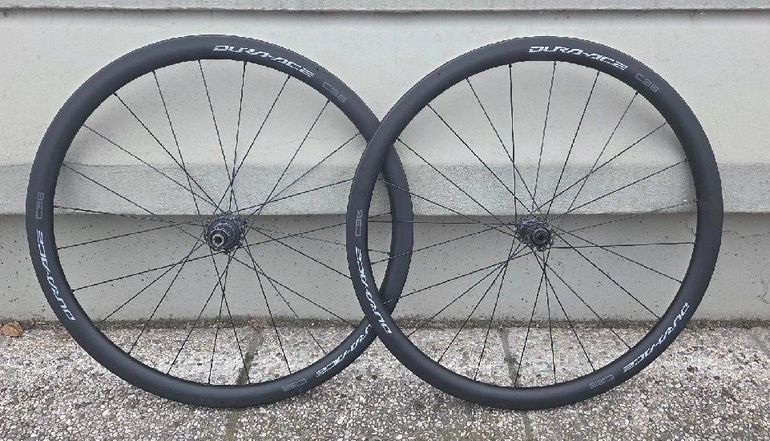 Used Shimano DURA-ACE C36 Tubeless bike — image 2 of 4