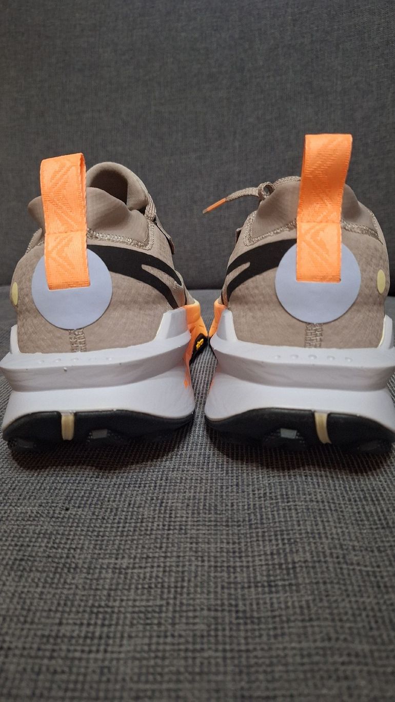 Used Nike ZoomX Zegama Trail 2 tg 44 2026 bike — image 4 of 9