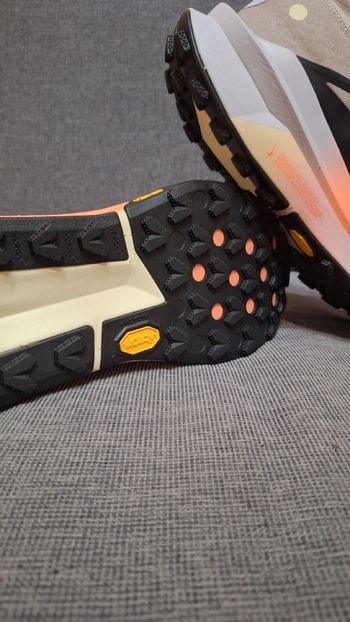 Used Nike ZoomX Zegama Trail 2 tg 44 2026 bike — image 5 of 9