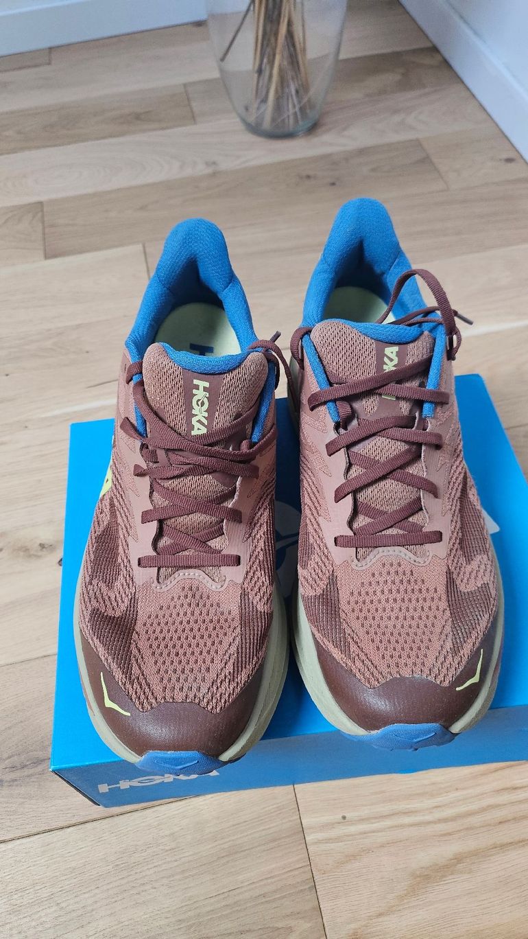 Used Hoka Challenger 8 2025 bike — image 2 of 7