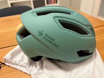 Used Sweet Protection Falconer 2Vi MIPS Helmet 2025 bike