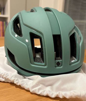 Used Sweet Protection Falconer 2Vi MIPS Helmet 2025 bike — image 5 of 8