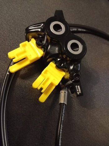 Used Magura MT5 Rear Brake 4 Piston bike — image 4 of 9