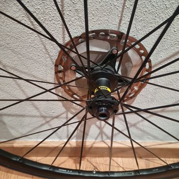 Used Mavic Ksyrium SL Disc Wheelset bike — image 6 of 7