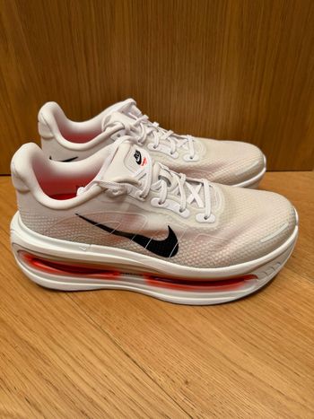 Used Nike Vomero Premium 2026 bike — image 3 of 5
