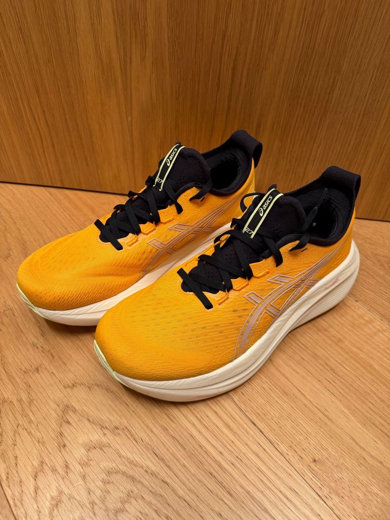 Used Asics Nimbus 27 2025 bike — image 1 of 6