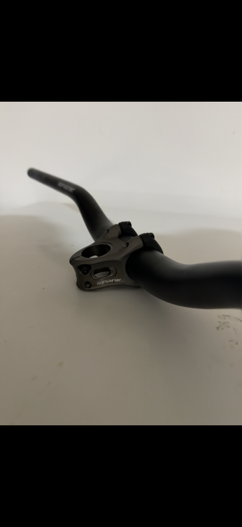 Used Spank Spike 800 Vibrocore XGT 31,8mm x 800mm Rise 30mm 2025 bike — image 5 of 5