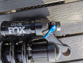 Used Fox DHX Performance bike — image 3 of 5