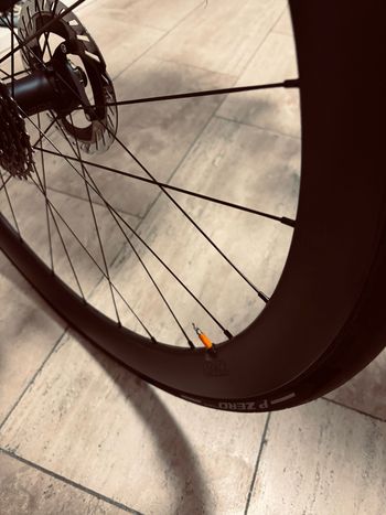 Used Nonplus MCFK Laufradsatz by R2 ultralite 2025 bike — image 4 of 9