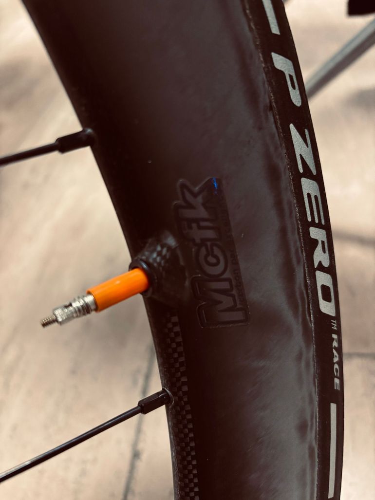 Used Nonplus MCFK Laufradsatz by R2 ultralite 2025 bike — image 5 of 9