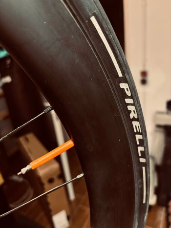 Used DT SWISSE HUB CARBON LAUFRADSATZ 45MM LT Raufradbau - Individualaufbau 2024 bike — image 3 of 5